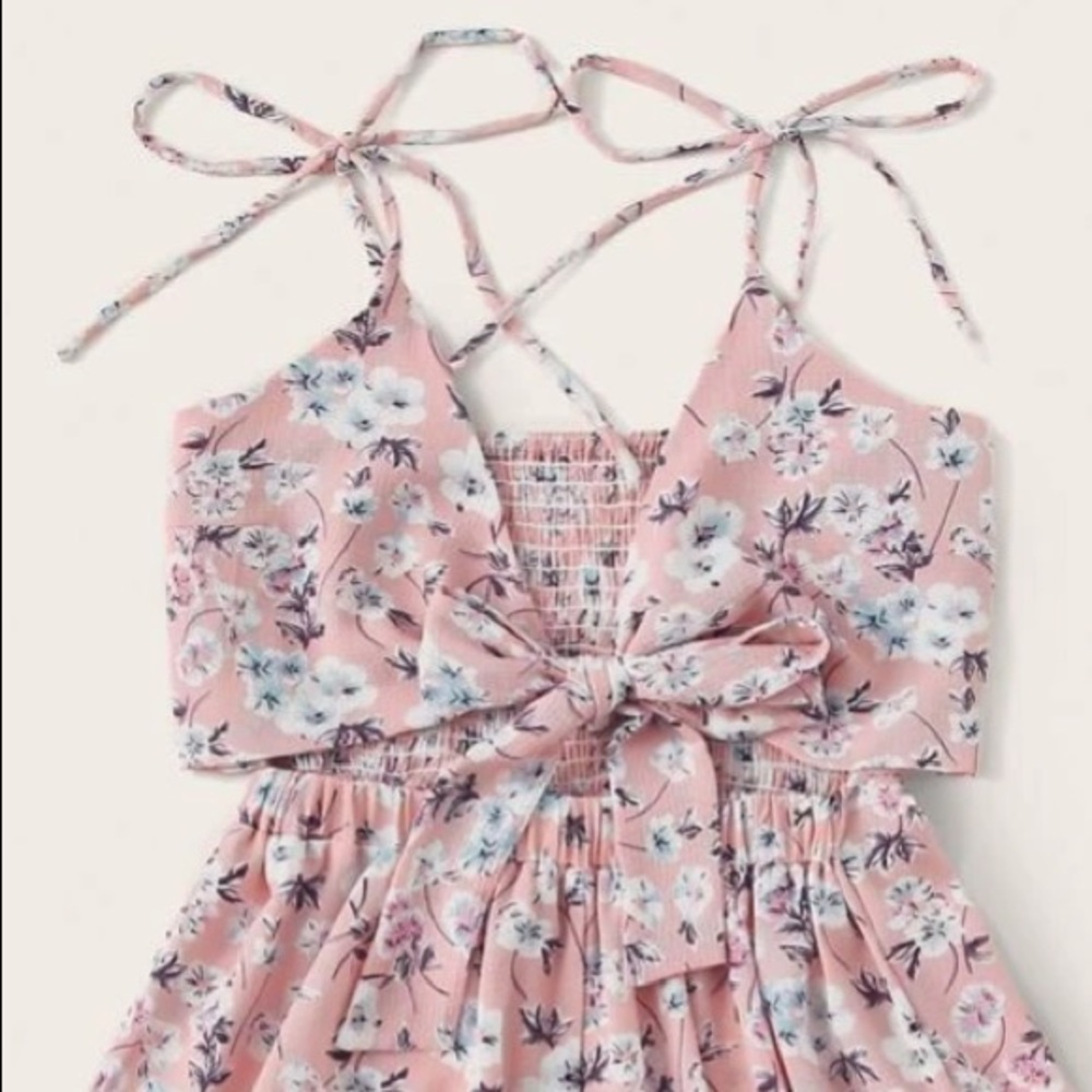 Tie Front Shorts Romper - Picture 2 of 7